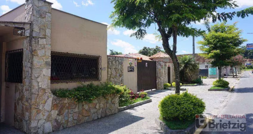 Apartamento com 2 dormitórios à venda, 61 m² por R$ 350.000,00 - Glória - Joinville/SC