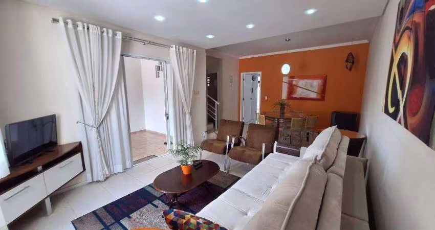 Casa com 3 dormitórios à venda, 136 m² por R$ 760.000,00 - Bom Retiro - Joinville/SC