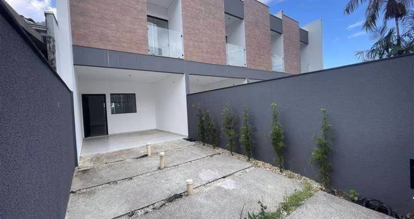Casa com 3 dormitórios à venda, 110 m² por R$ 519.000,00 - Iririú - Joinville/SC
