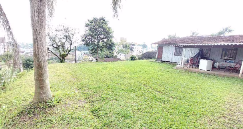 Terreno à venda, 956 m² por R$ 800.000,00 - Iririú - Joinville/SC
