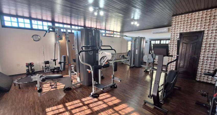 Casa com 4 dormitórios e academia equipada  à venda, 250 m² por R$ 1.600.000 - Floresta - Joinville/SC