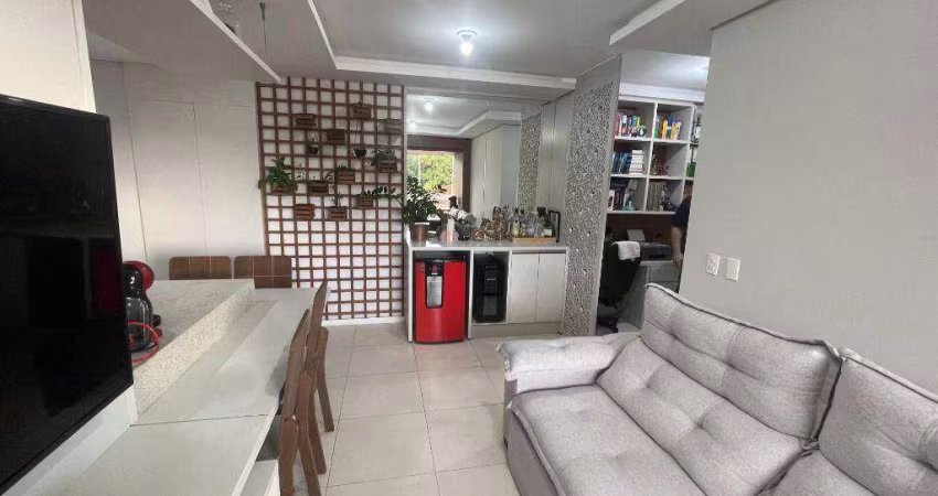 Apartamento com 3 dormitórios à venda, 84 m² por R$ 580.000,00 - Bom Retiro - Joinville/SC