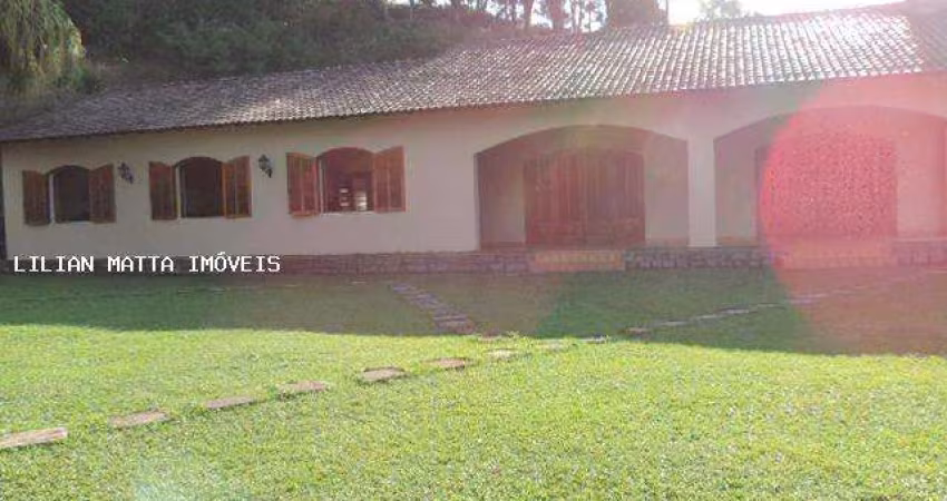 Casa 4 dormitórios ou + para Venda em Juiz de Fora, Viña Del Mar, 5 dormitórios, 1 suíte, 4 banheiros, 4 vagas