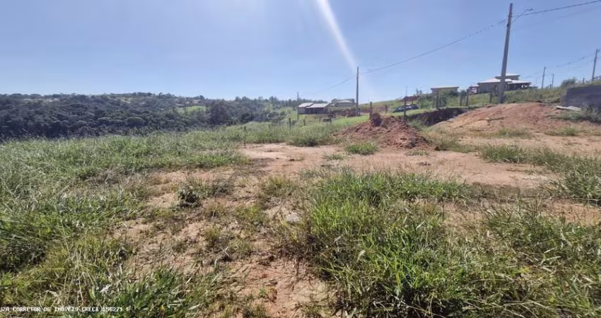 Terreno para Venda em Pinhalzinho, Centro