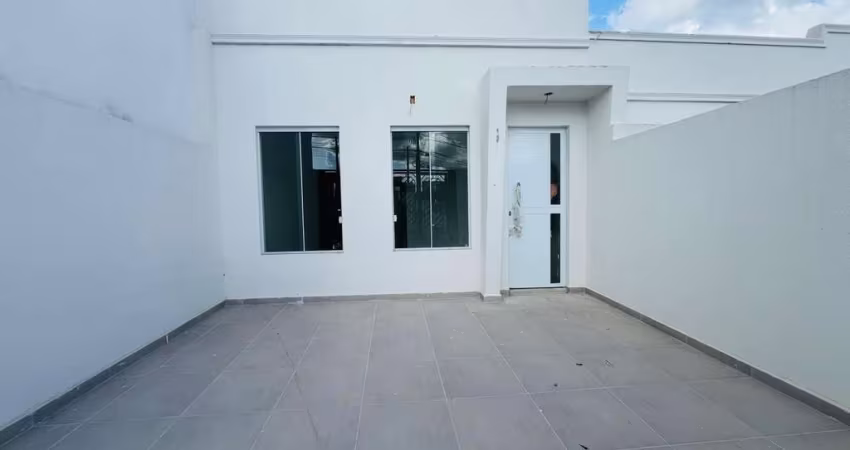 Casa para Venda em Pinhalzinho, Centro, 2 dormitórios, 1 suíte, 2 banheiros, 2 vagas