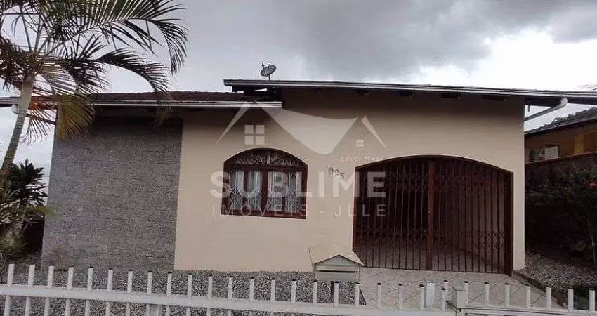 Casa com 3 quartos à venda no Iririú, Joinville 