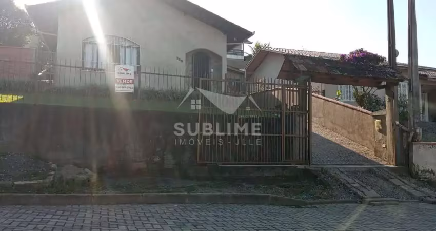 Casa com 5 quartos à venda no Itaum, Joinville 