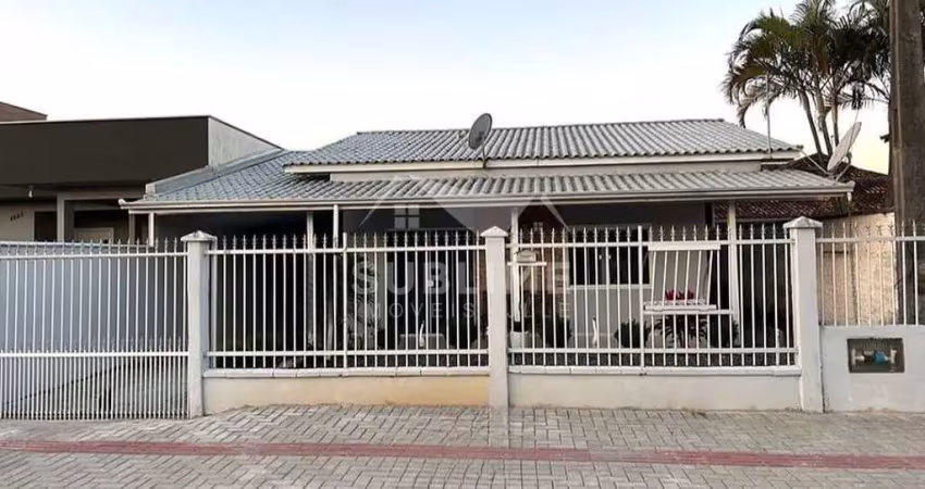 Casa com 2 quartos à venda no Aventureiro, Joinville 