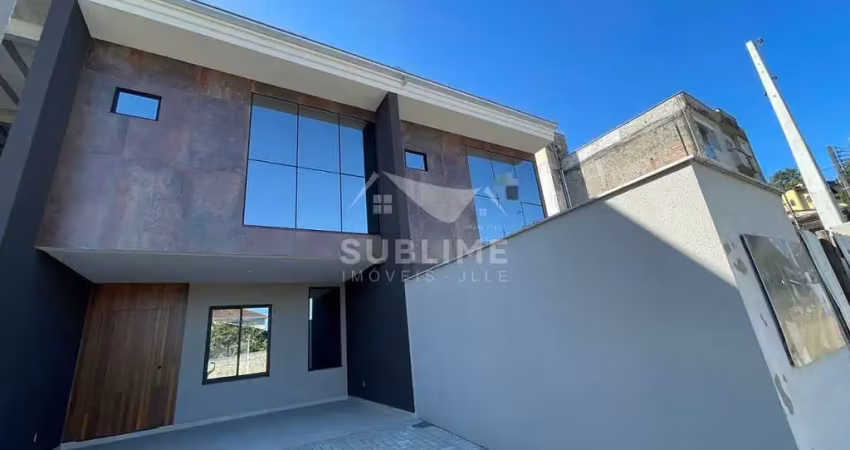 Casa com 3 quartos à venda no Iririú, Joinville 