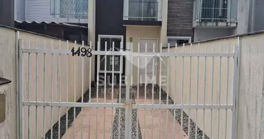 Sobrado geminado no bairro jardim paraíso com 02 quartos