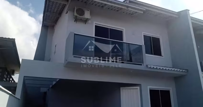 Casa com 3 quartos à venda no Aventureiro, Joinville 