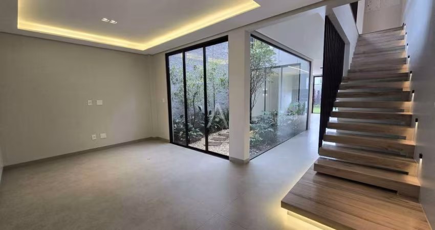 Sobrado 3 quartos à venda no Bairro JARDIM GISELA em TOLEDO por R$ 1.050.000,00