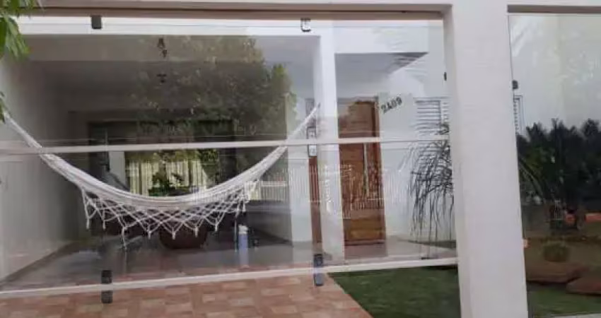 Sobrado 3 quartos à venda no bairro centro em realeza por r$ 800.000,00