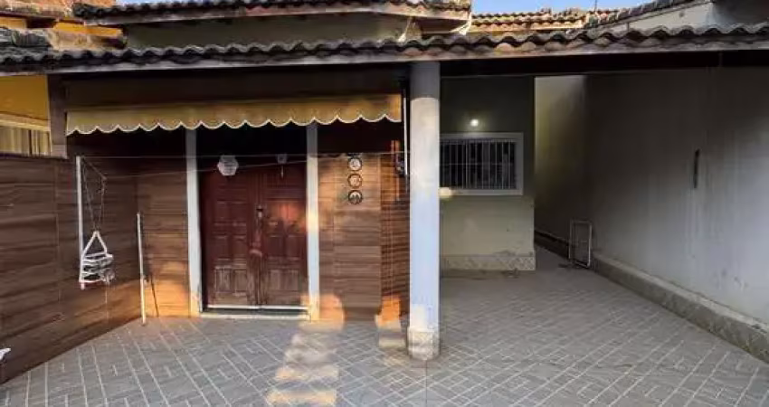 Casa com 2 dormitórios à venda, 240m² por r$ 430.000 - recanto (itaipuaçu) - mar