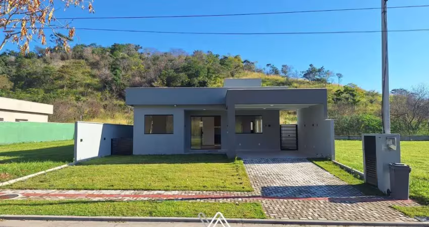 Casa com 3 dormitórios à venda, 360m² por r$900.000 - cond. alphaville 2 (inoã)