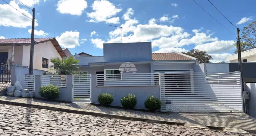 Casa com 3 quartos para alugar na Rua Altevir Turra, 671, Parque do Som, Pato Branco
