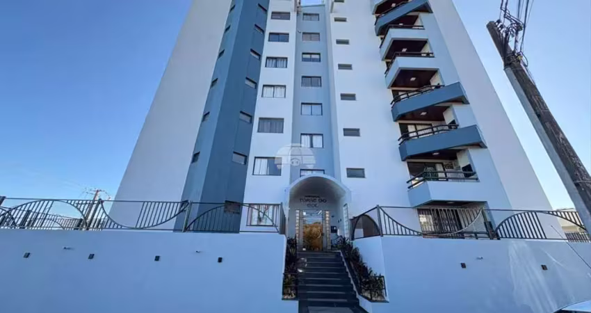Apartamento com 3 quartos para alugar na Travessa Pinheiro Machado, 25, Centro, Pato Branco
