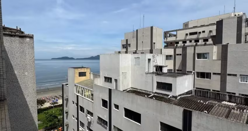 Amplo apartamento de 2 dormitórios – frente ao mar!