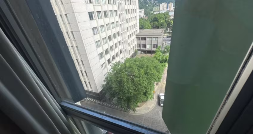 Sala Comercial - Vaga Demarcada - Centro Santos SP