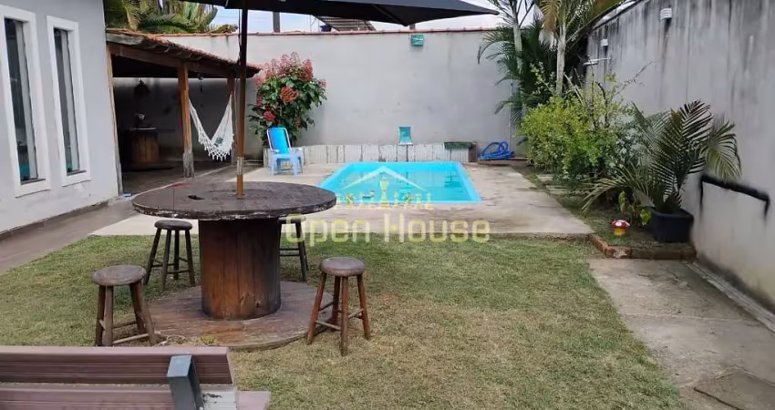 Vendo casa moderna e exclusiva com 3 quartos na colônia santo antônio, barra mansa - conforto e mod