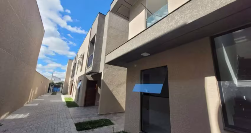 Sobrado para Venda em Curitiba, Alto Boqueirão, 3 dormitórios, 1 suíte, 3 banheiros, 2 vagas