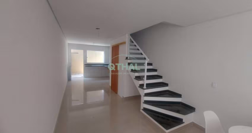 Casa em Condomínio à Venda de 77,86m² com 2 quartos, 2 suítes, 2 vagas no Campo Grande.