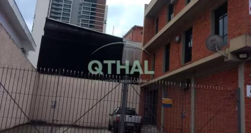 Prédio Comercial para Venda de 600m² com 12 Vagas, 08 banheiros na Vila Clementino.