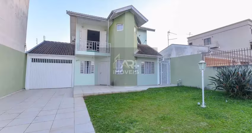 Sobrado Semimobiliado com 4 dormitórios à venda, 400 m² por R$ 1.520.000,00 - Capão da Imbuia - Curitiba/PR