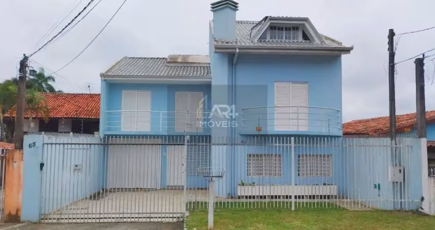 Sobrado triplex com piscina e 5 dormitórios à venda no bairro cajuru em curitiba/pr