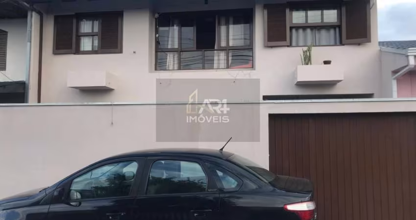 Sobrado com 4 dormitórios à venda, 154 m² por R$ 420.000,00 - Cajuru - Curitiba/PR