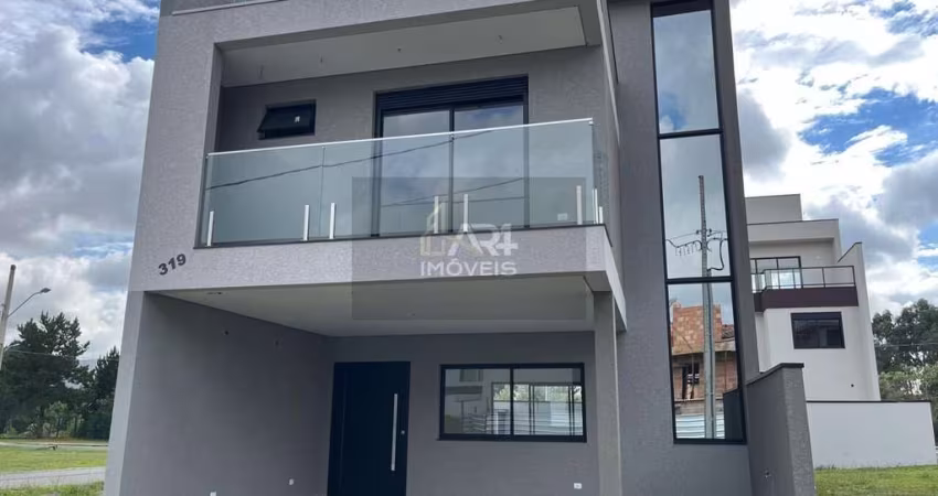 Sobrado Novo em Condomínio Fechado