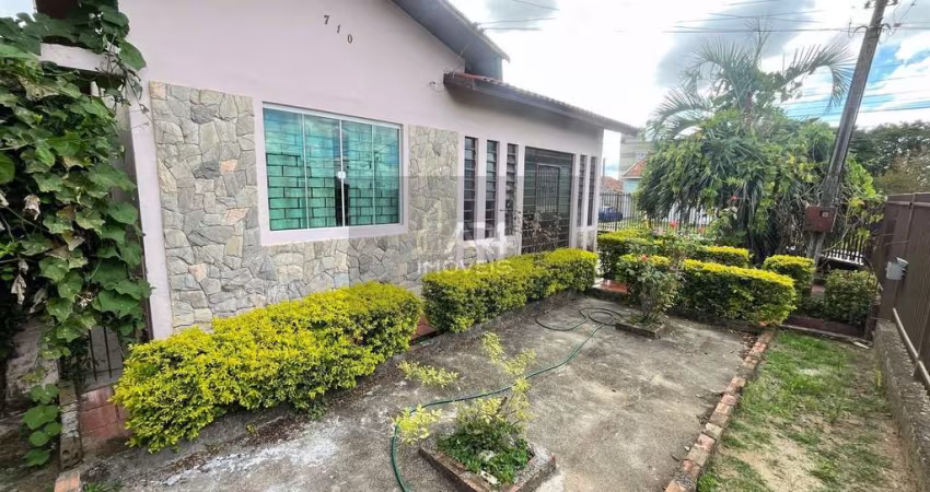 Casa á venda no bairro Cajuru em Curitiba/PR