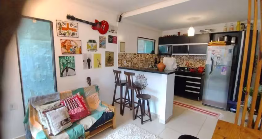 Casa com 2 quartos à venda na Rua Vanderlan Porto da Cunha, 001, Lagoa, Macaé