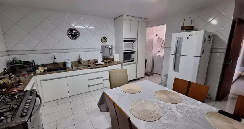 Apartamento com 3 quartos à venda na Avenida Rui Barbosa, 1396, Cajueiros, Macaé