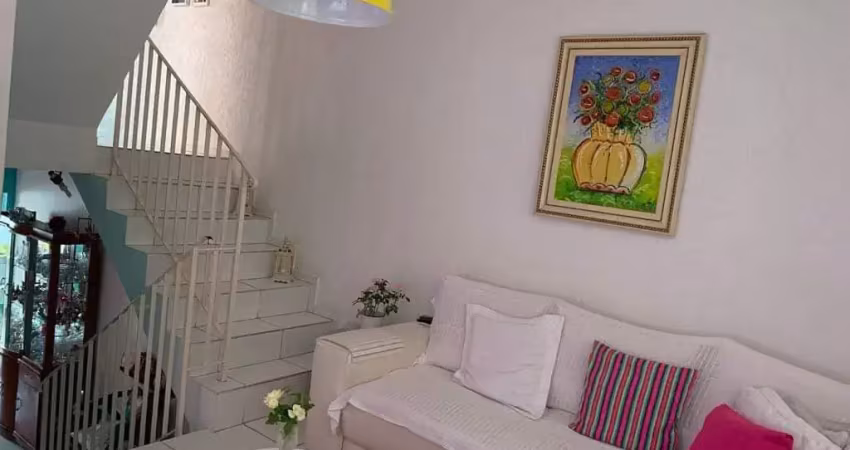 Casa à venda no Jd. Rainha, Itapevi, SP