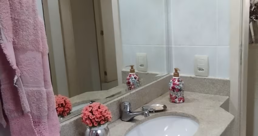 LINDA COBERTURA DUPLEX BEM NO CENTRO DE CABO FRIO