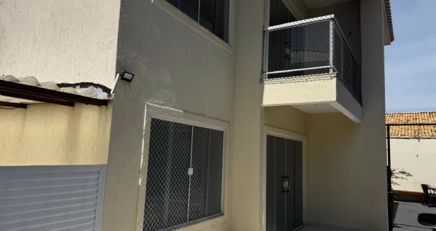 Casa com 4 quartos sendo 2 suítes nas Palmeiras