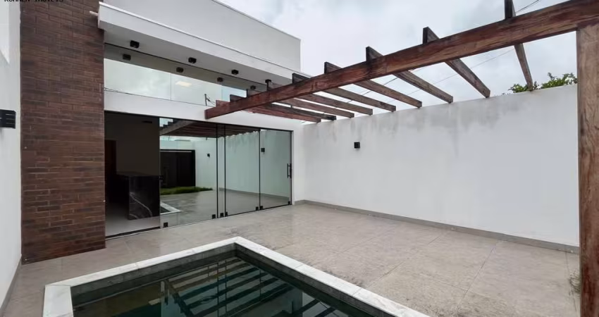 Casa para Venda em Cuiabá, Jardim Universitário, 3 dormitórios, 1 suíte, 2 banheiros, 2 vagas