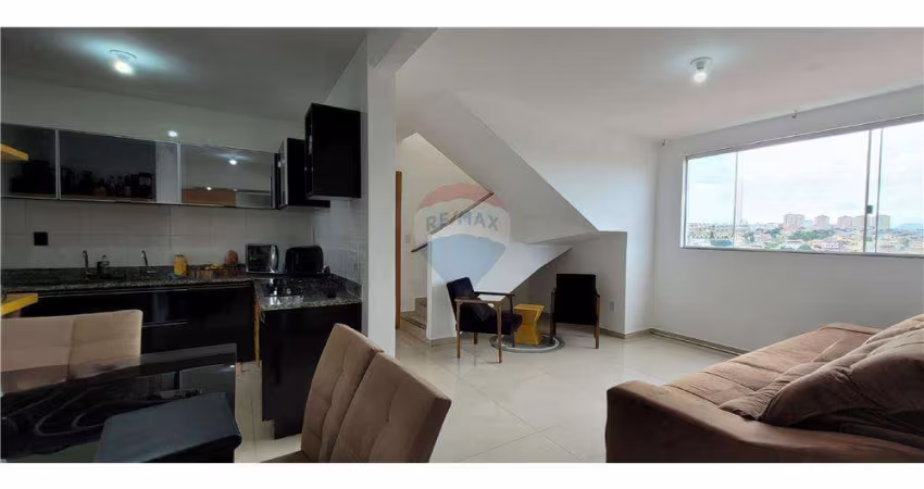 Apartamento de cobertura, deslumbrante vista, 4 quartos, sendo 2 suítes, 3 vagas. Prédio com elevador, no bairro Boa Vista/BH, condomínio econômico