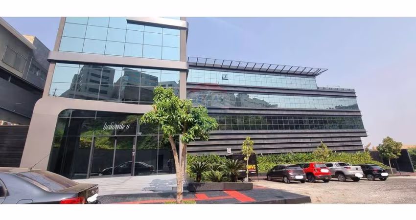 Andares Comerciais com 780m² de Alto Padrão com 25 Vagas de Garagem e Heliportos