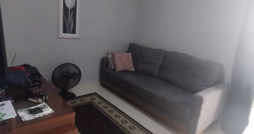 Apartamento 1 Dormitório a 100 metros do Mar Boqueirão, Av. Paris.