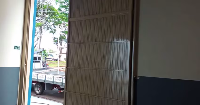 Excelente barração próximo a rodovia anhnaguera para venda ou locação.