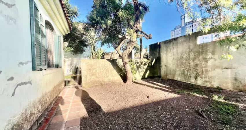 SEJA DONNO DESSE TERRENO NO BAIRRO FLORESTA