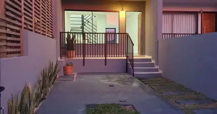 Casa com 2 quartos à venda na Rua Augusto Jorge Brüggemann, Areias, São José