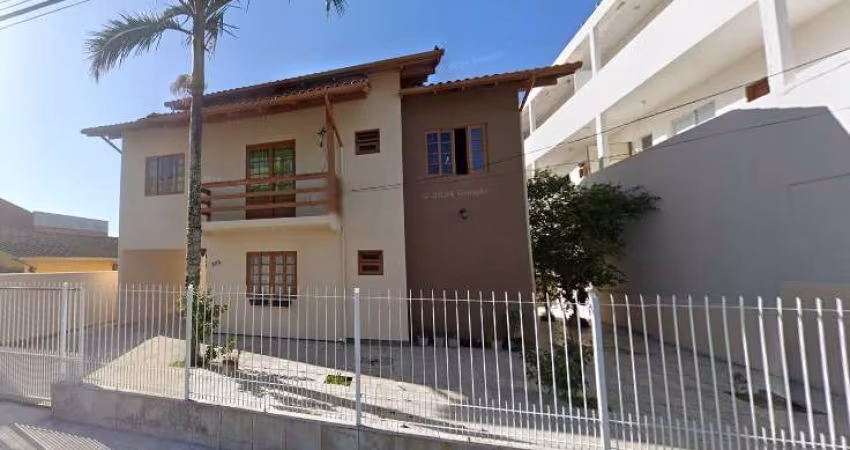 SEJA DONNO DESSA CASA EM FORQUILHINHAS
