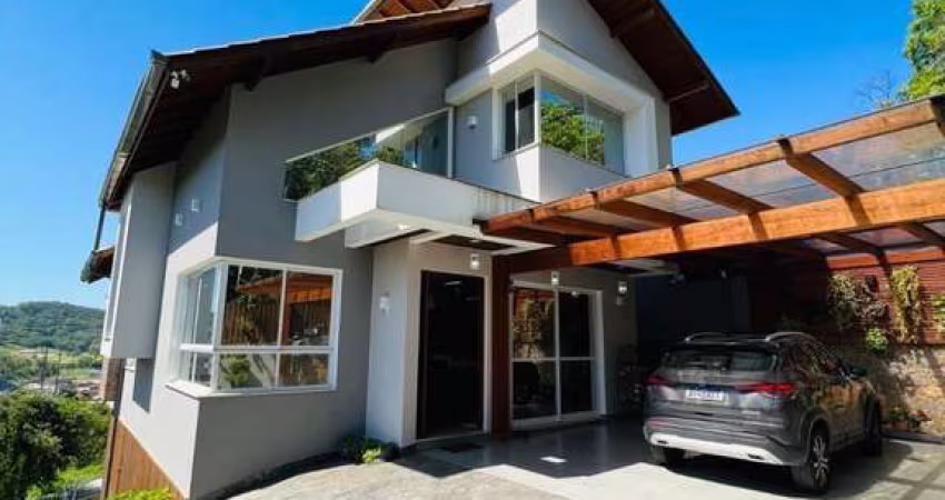 SEJA DONNO DESSA CASA NA PEDRA BRANCA