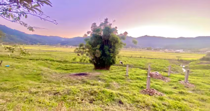 Terreno à venda na Estrada Geral de Três Riachos, Três Riachos, Biguaçu