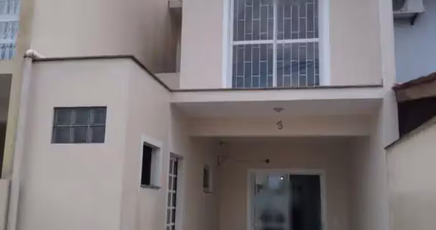 Seja donno desse sobrado no jardim botânico em são josé