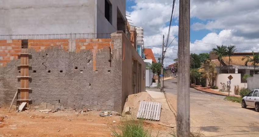 Terreno à venda no Recanto dos Colibris, Conselheiro Lafaiete 