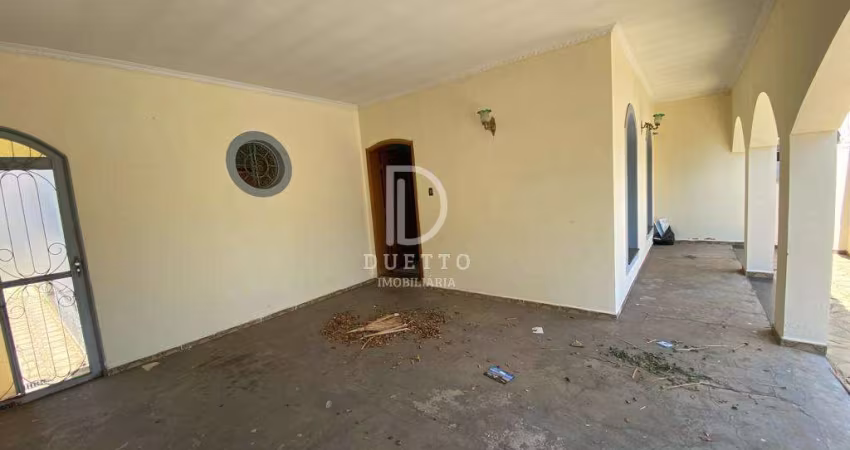 Casa para Venda em Indaiatuba, Centro, 6 dormitórios, 1 suíte, 4 banheiros, 2 vagas